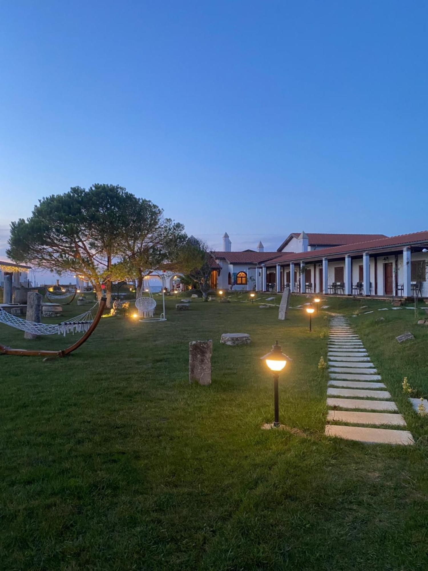 Tarihi Kumbaba Otel Ağva Esterno foto
